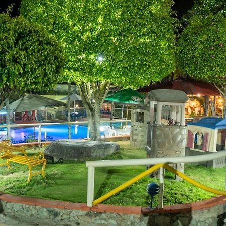 Jarabacoa River Club & Resort Exterior photo