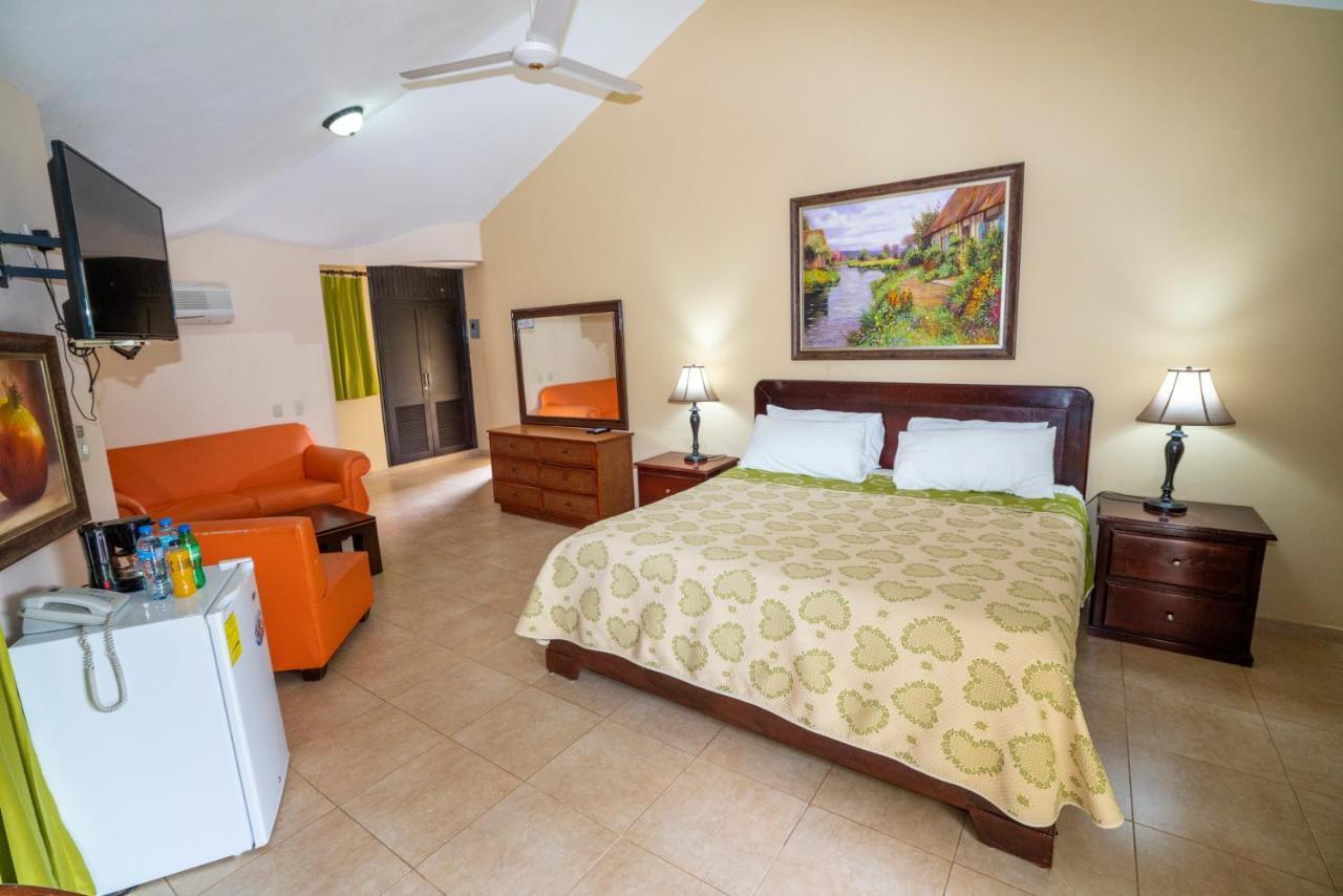 Jarabacoa River Club & Resort Exterior photo