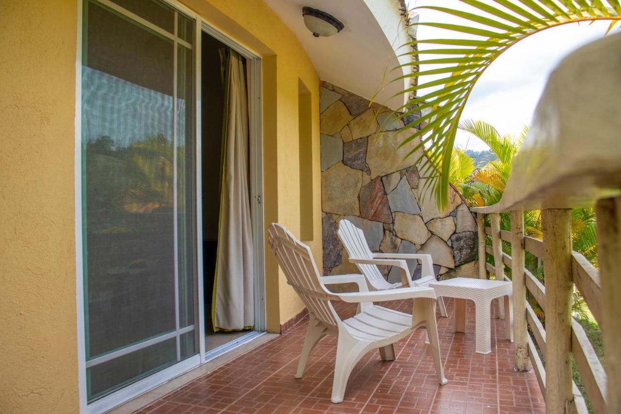 Jarabacoa River Club & Resort Exterior photo